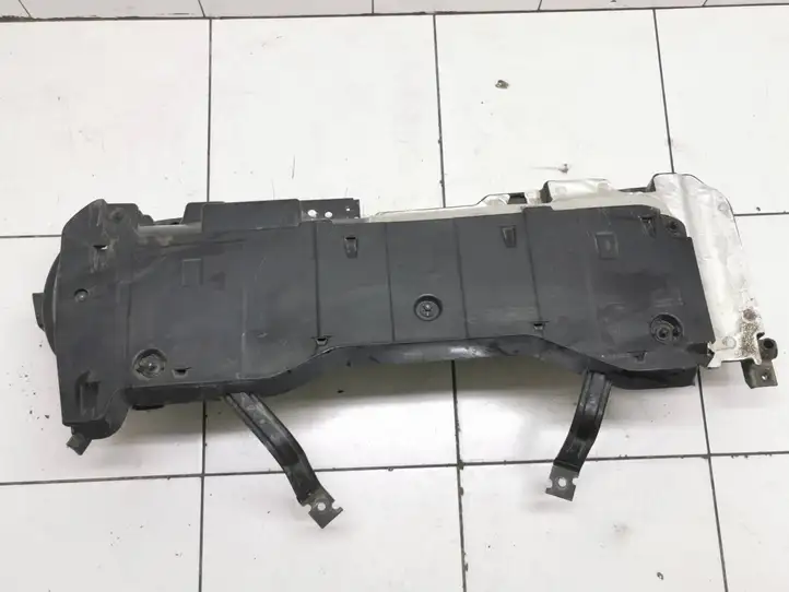 Volkswagen Golf VII (2013 - 2019) 5q0201077bf Кронштейн топливного бака — фото 2