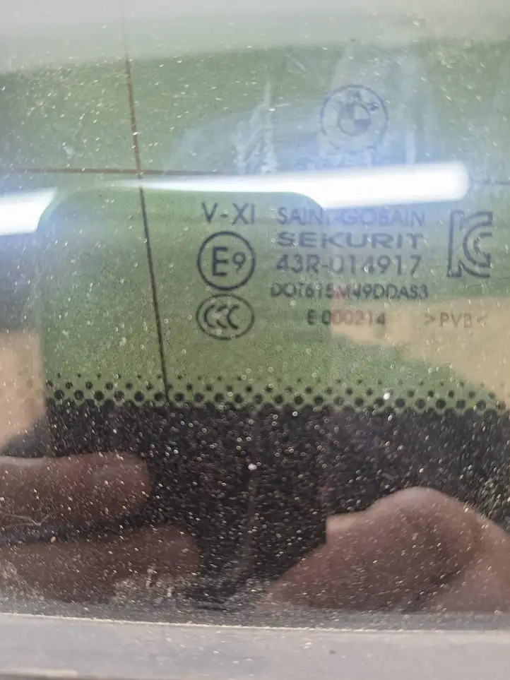 BMW X7 G07 (2018 - ) 43R014917 Заднее боковое стекло — фото 2