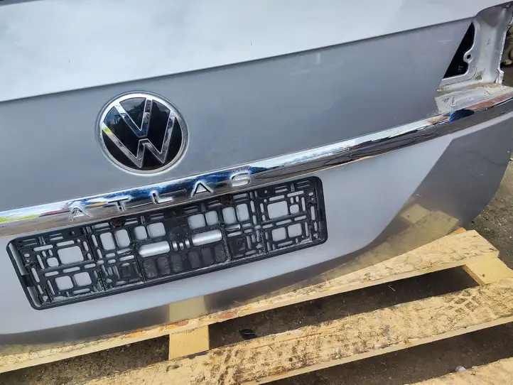 Volkswagen Atlas Cross Sport (2020 - ) Крышка багажника — фото 6