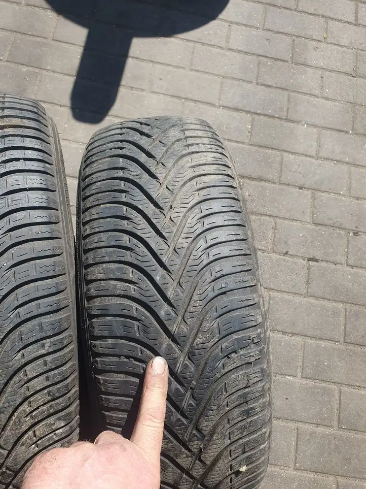 Ford B-MAX (2012 - 2018) 18560R15 Зимняя шина R15 — фото 6