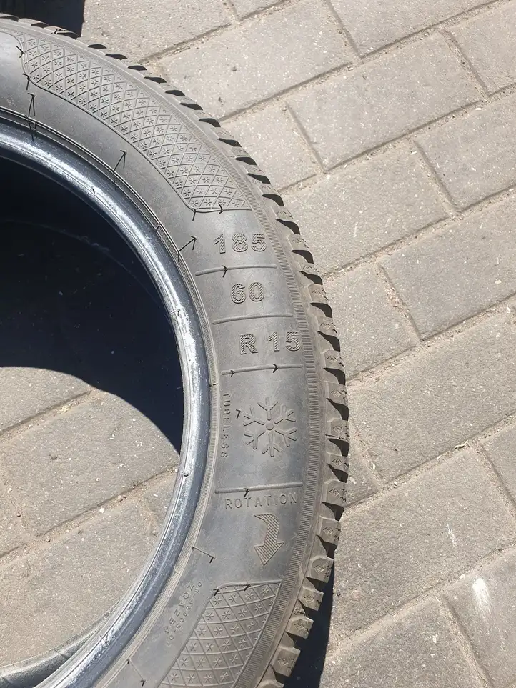 Ford B-MAX (2012 - 2018) 18560R15 Зимняя шина R15 — фото 10