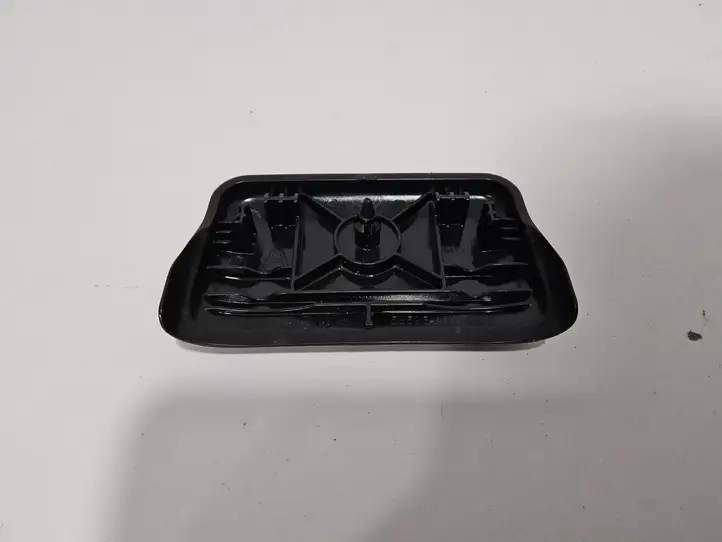 Toyota Sienna XL40 IV (2021 - ) 5859508110 Клипса крепления коврика — фото 2