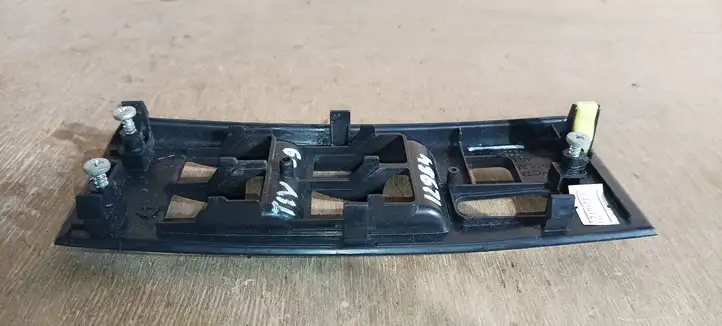 Toyota Corolla Verso AR10 (2004 - 2009) 742320F010 Накладка кнопки стеклоподъемника — фото 4