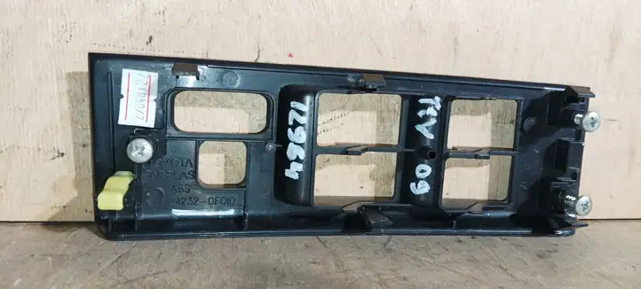 Toyota Corolla Verso AR10 (2004 - 2009) 742320F010 Накладка кнопки стеклоподъемника — фото 7