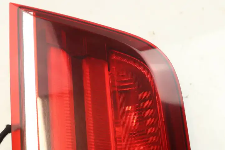 BMW X5 E70 (2006 - 2013) 7227793 Задний фонарь в крышке багажника — фото 3