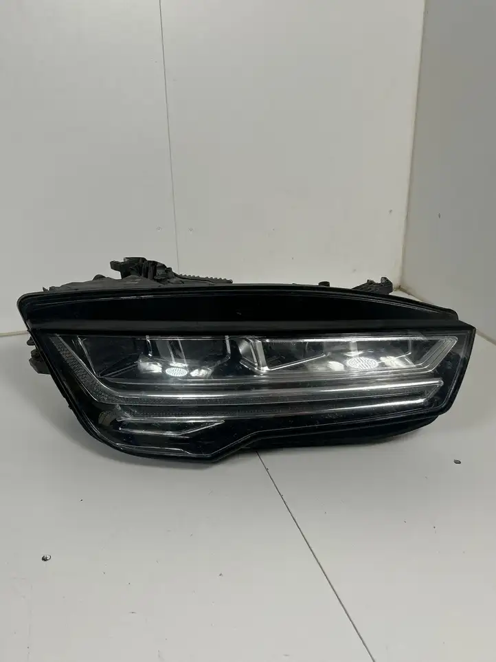 Audi A7 S7 4G (2014 - 2018) 4G8941034J Передняя фара — фото 1