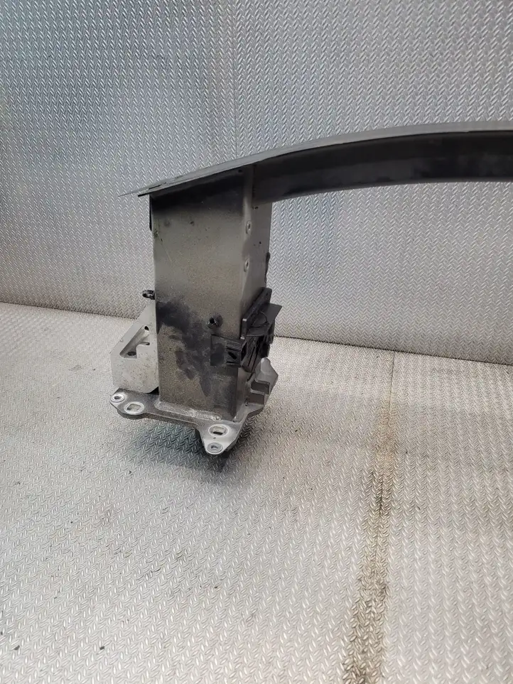 Volvo XC40 (2017 - ) 32318904 Усилитель переднего бампера — фото 8