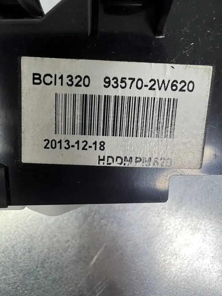 Hyundai Santa Fe (2012 - 2015) 935702W620 Блок кнопок стеклоподъемников — фото 5