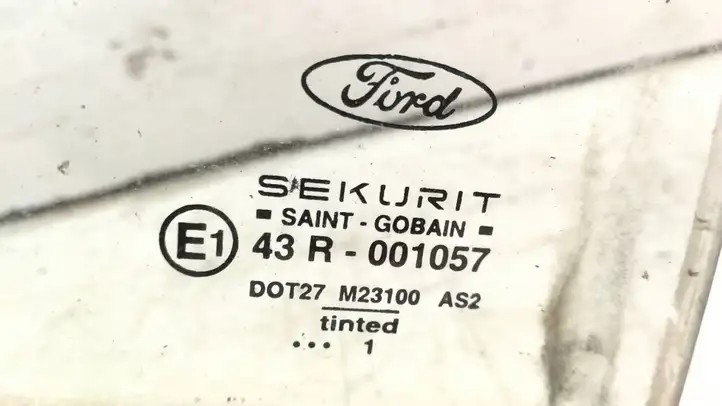 Ford Focus (1998 - 2004) 43R001057 Стекло задней двери — фото 7