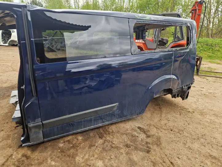 Ford Transit Custom (2014 - ) Боковина кузова — фото 1