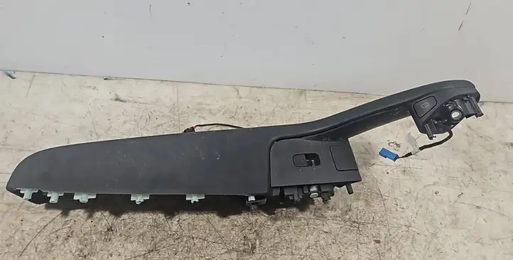 Tesla Model 3 (2017 - 2023) TELA114301 Внутренняя ручка двери — фото 1