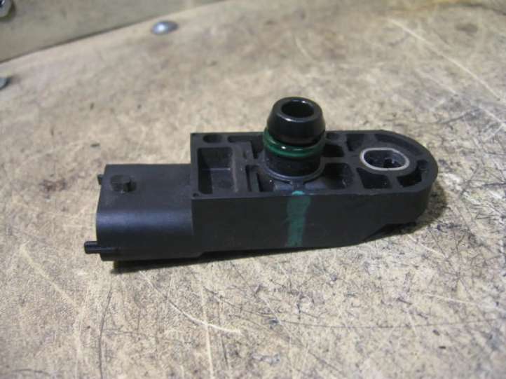 BOSCH081002566 Renault Clio II Solenoidinis vožtuvas