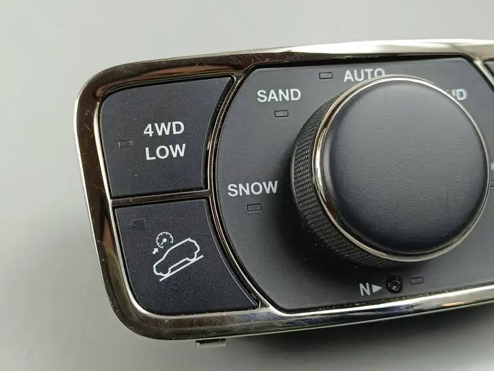 Jeep Grand Cherokee WL (2017 - 2022) P68458933AA Включатель регулировки высоты / жесткости ходовой части — фото 2