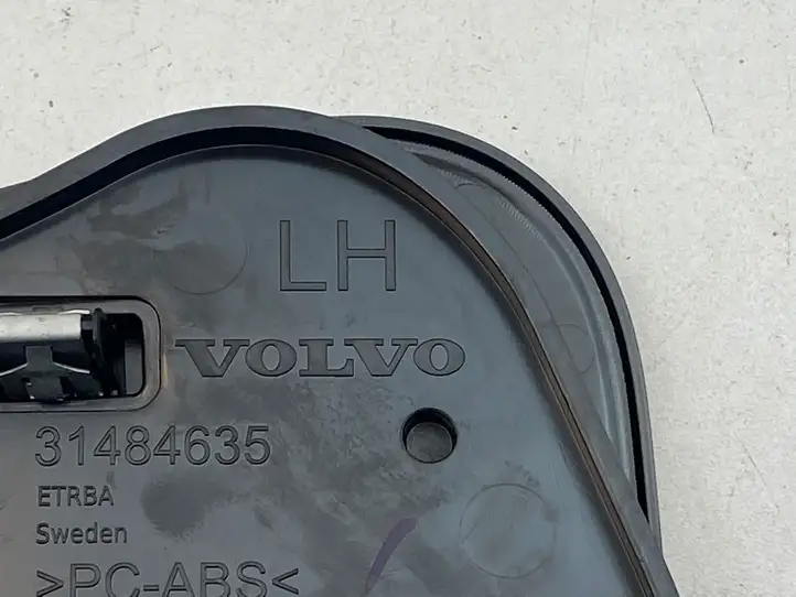 Volvo S90, V90 (2016 - 2020) 31484635 Решетка сабвуфера — фото 5