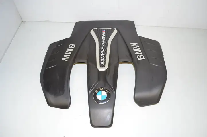 BMW 5 G30 G31 (2016 - ) 8679177 Крышка двигателя декоративная — фото 1