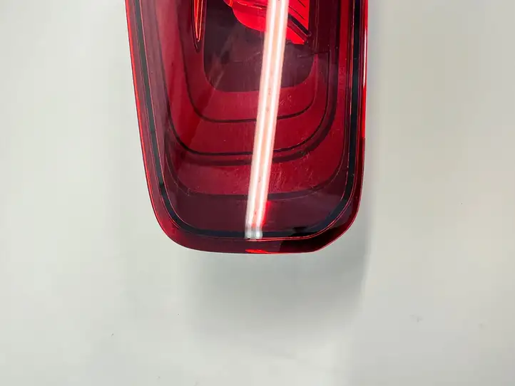 Mercedes-Benz GLS X167 (2019 - ) A1679067710 Задний фонарь в крышке багажника — фото 3