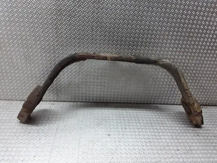 Mitsubishi Outlander (2001 - 2007)   Кронштейн заднего редуктора