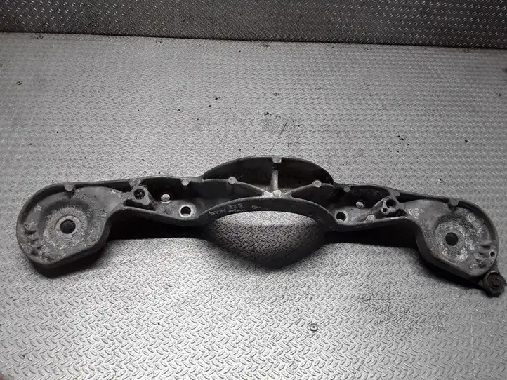 BMW 3 E46 (1998 - 2005)  1094421 Кронштейн заднего редуктора