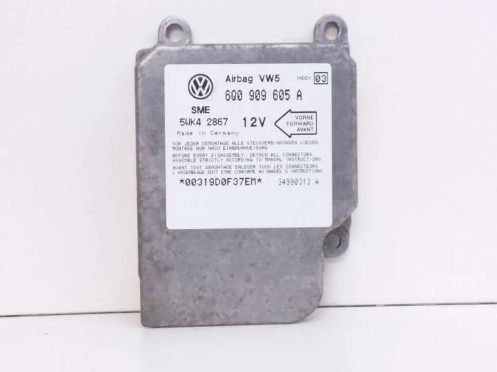 6Q0909605A Volkswagen Golf IV Oro pagalvių valdymo blokas