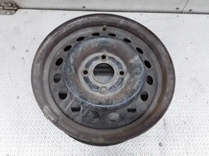 Nissan Almera N16 (2000 - 2010) KFZ8410 Стальной штампованный диск R15 — фото 1