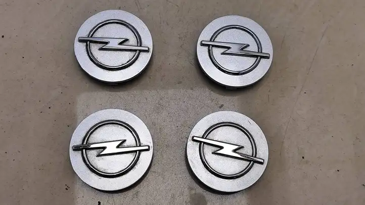 Opel Zafira (2003 - 2006)  09223039HY Заводская крышка (крышки) от центрального отверстия колеса