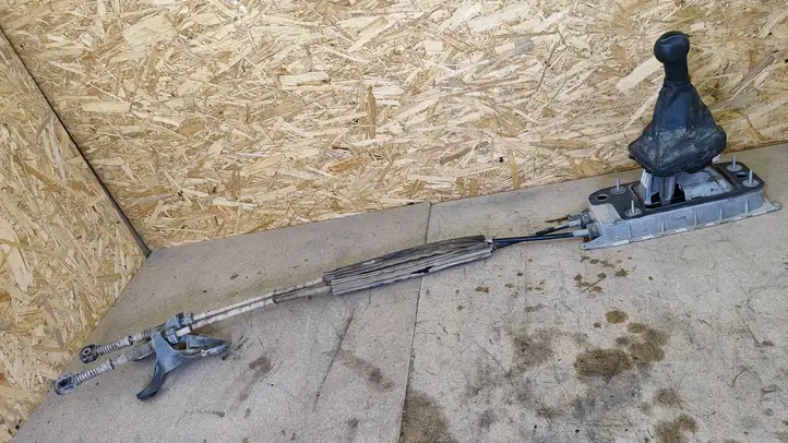 Seat Toledo III (5P) (2004 - 2009) 1K0711049BG Кулиса КПП — фото 1