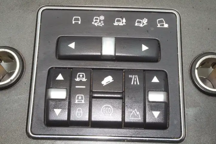Land Rover Discovery 4 - LR4 (2013 - 2016) EH2214B596AB Включатель регулировки высоты / жесткости ходовой части — фото 2