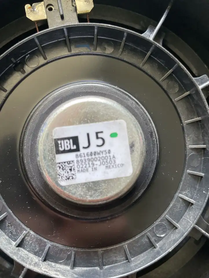 Toyota RAV 4 (XA50) (2018 - ) 8939002001A Динамики задних дверей — фото 4