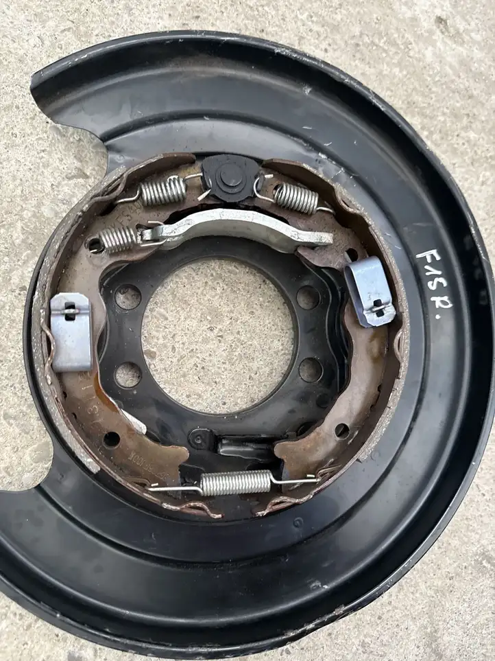 Subaru Forester SJ (2013 - 2018) 26704FJ000 Защитный кожух заднего тормозного диска — фото 5
