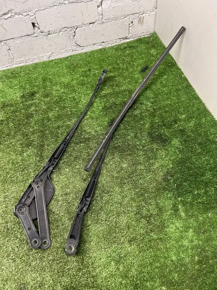 Mercedes-Benz GLE W167 (2019 - ) a1678240600 Комплект очистителей — фото 2
