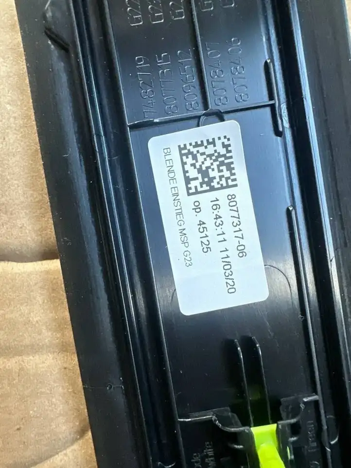 BMW 4 G22 G23 G24 G26 (2020 - ) 8077317 Отделка переднего порога — фото 7