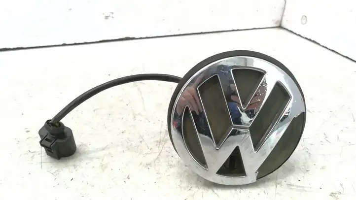 Volkswagen Golf IV (1998 - 2005) 1J5827469L Ручка крышки багажника — фото 1