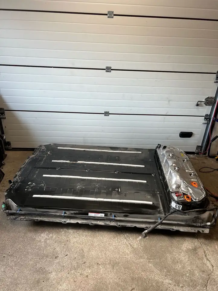 Tesla Model Y (2019 - 2024) TG3212360025WG Аккумулятор гибридного / электрического автомобиля — фото 1
