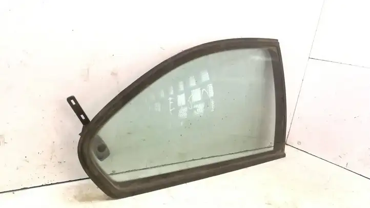 BMW 3 E46 (1998 - 2005) 43R001025 Заднее боковое стекло — фото 2