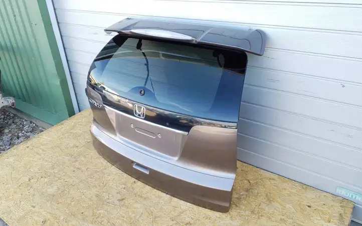 Honda CR-V (2012 - 2016) Крышка багажника — фото 1