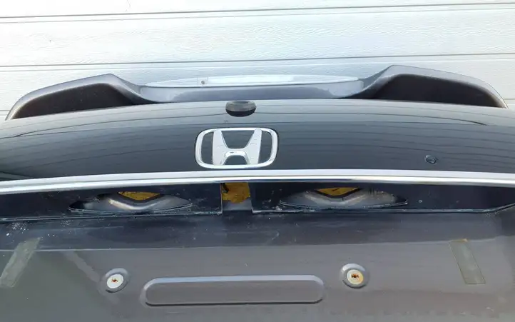 Honda CR-V (2012 - 2016) Крышка багажника — фото 6