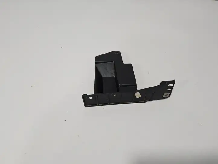 Toyota Sienna XL40 IV (2021 - ) 7586108020 Кронштейн переднего подкрылка — фото 2