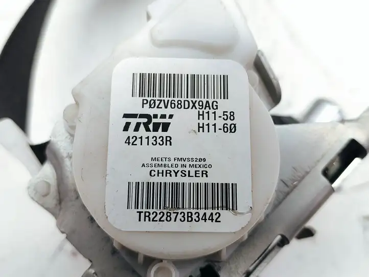 Chrysler Town & Country V (2010 - 2016) 421133R Передний ремень безопасности — фото 4