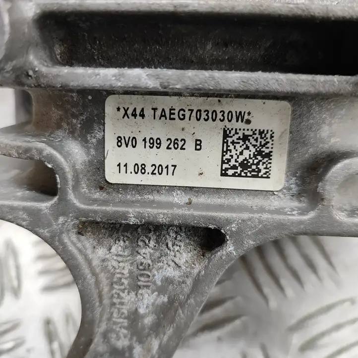 Audi RS3 (2015 - 2020) 8V0199262B Опора двигателя — фото 7