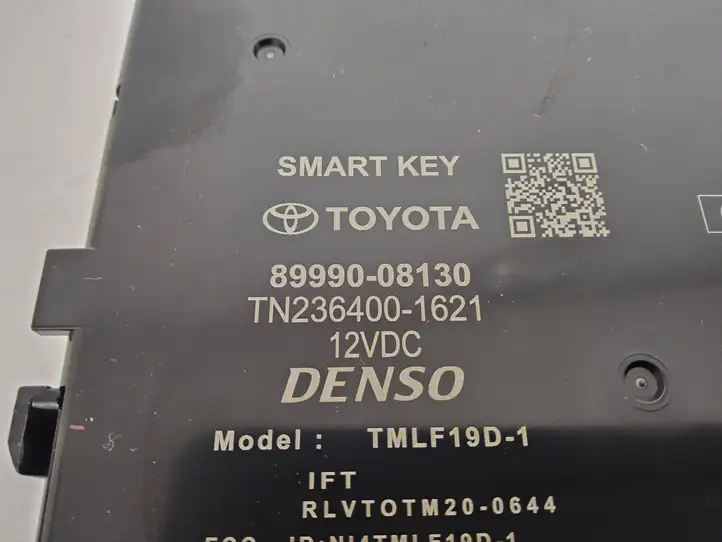 Toyota Sienna XL40 IV (2021 - ) 8999008130 Блок бесключевого доступа — фото 4
