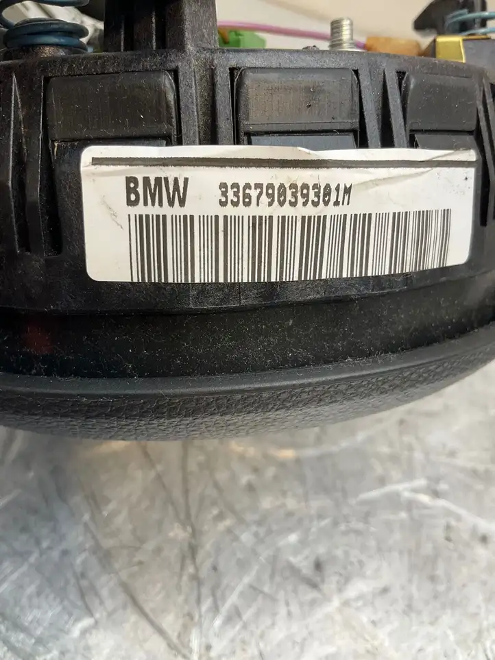 BMW 5 E60 E61 (2004 - 2010) 09B296LA0025H Подушка безопасности руля — фото 10