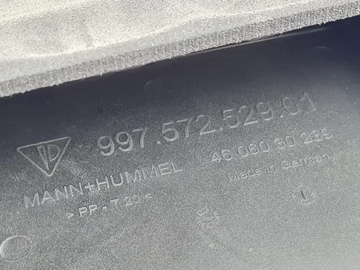 Porsche 911 997 (2004 - 2013) 99757252901 Крышка микрофильтра воздуха — фото 3