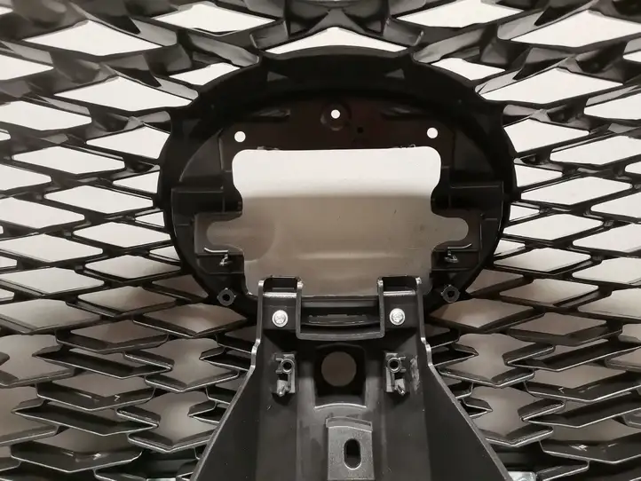Lexus UX (2020 - ) 5310176350 Нижняя решетка переднего бампера — фото 12