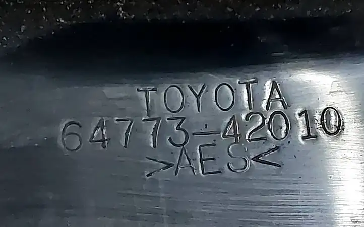 Toyota RAV 4 (XA20) (2000 - 2005) 6477342010 Обшивка ниши запасного колеса — фото 7