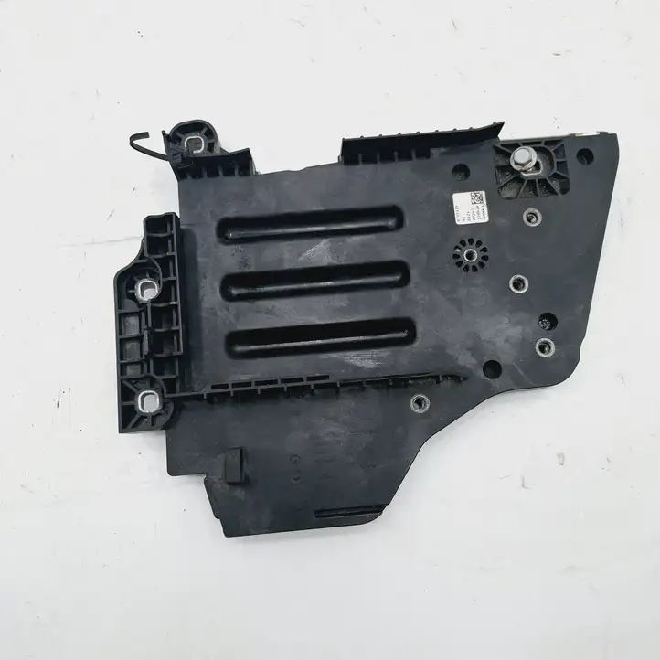 Mini One Cooper F56 F55 (2012 - 2022) 8795119 Площадка аккумулятора — фото 1