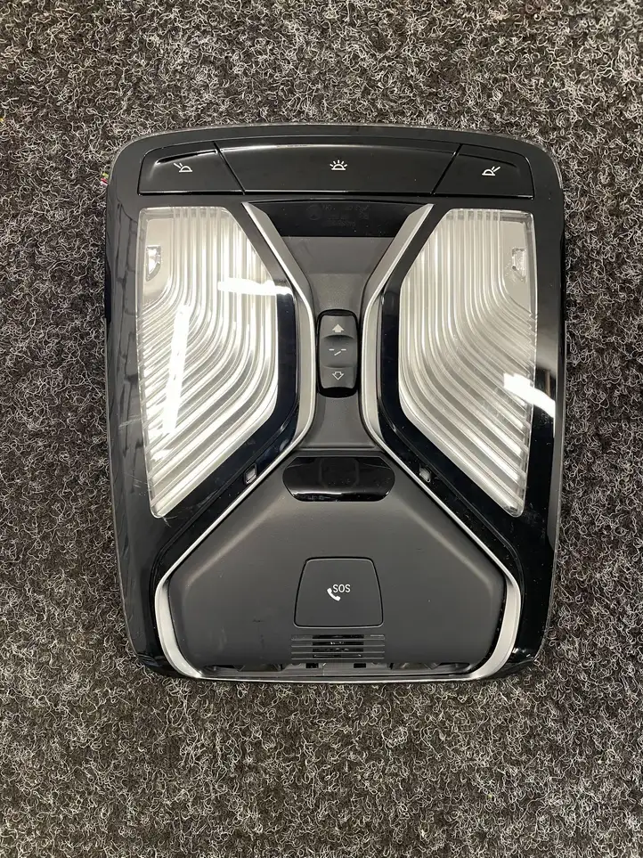 BMW 7 G11 G12 (2015 - 2022) 9472057 Передняя подсветка — фото 1
