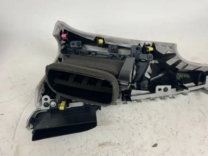 Toyota Mirai (2015 - 2020) 5596162020 Боковой воздушный дефлектор — фото 8
