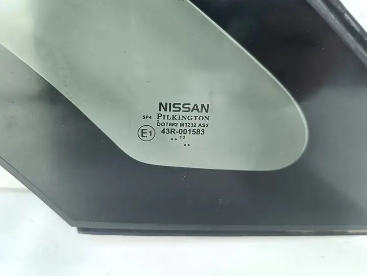 Nissan Leaf I (ZE0) (2010 - 2017) 768203NF0A Треугольное стекло кузова — фото 2