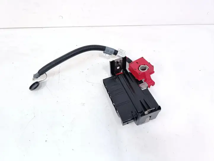 BMW X5M E70 (2010 - 2013) 10304410 Плюсовой провод аккумулятора — фото 4