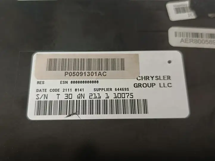 Dodge Grand Caravan (2007 - 2020) P05091301AC Магнитола / мультимедийная система — фото 3